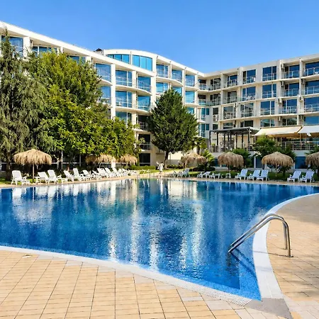 Decor In Atlantis Resort&spa By Rv דירה בורגאס